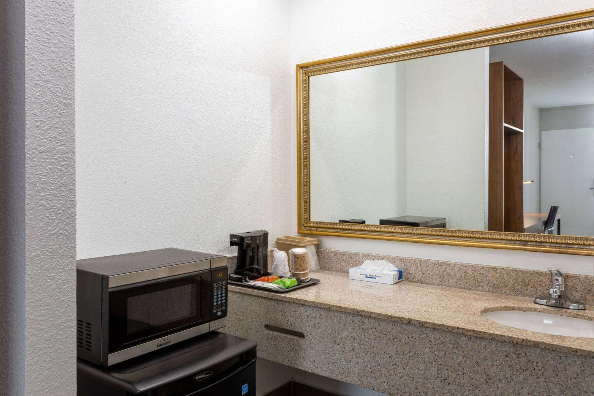Ramada By Wyndham Altamonte Springs Near I-4 Hotel Luaran gambar